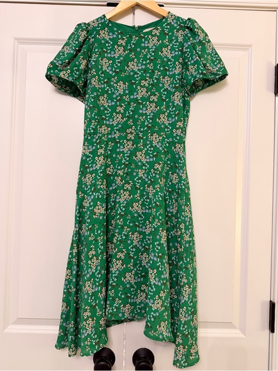 LOFT Dresses & Skirts - LOFT Green Floral Sleeve Knee Length Summer Dress Size 0 Petite